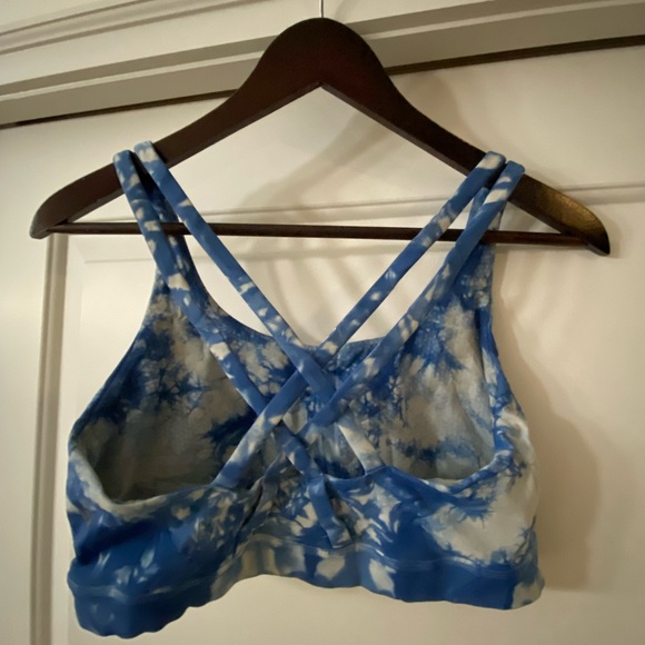 Lululemon energy bra size 8 - Picture 2 of 3
